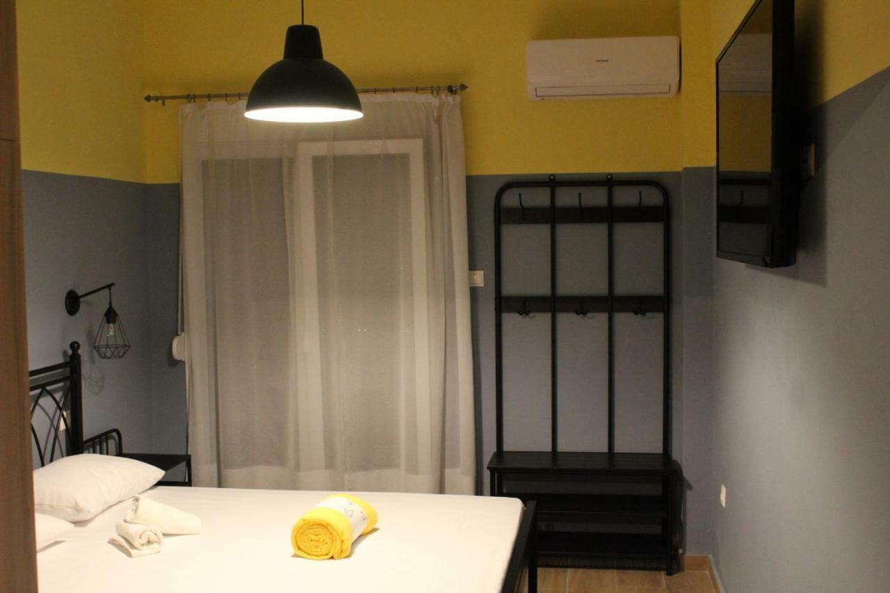 La Station Secreta Apartment Athens Exterior photo