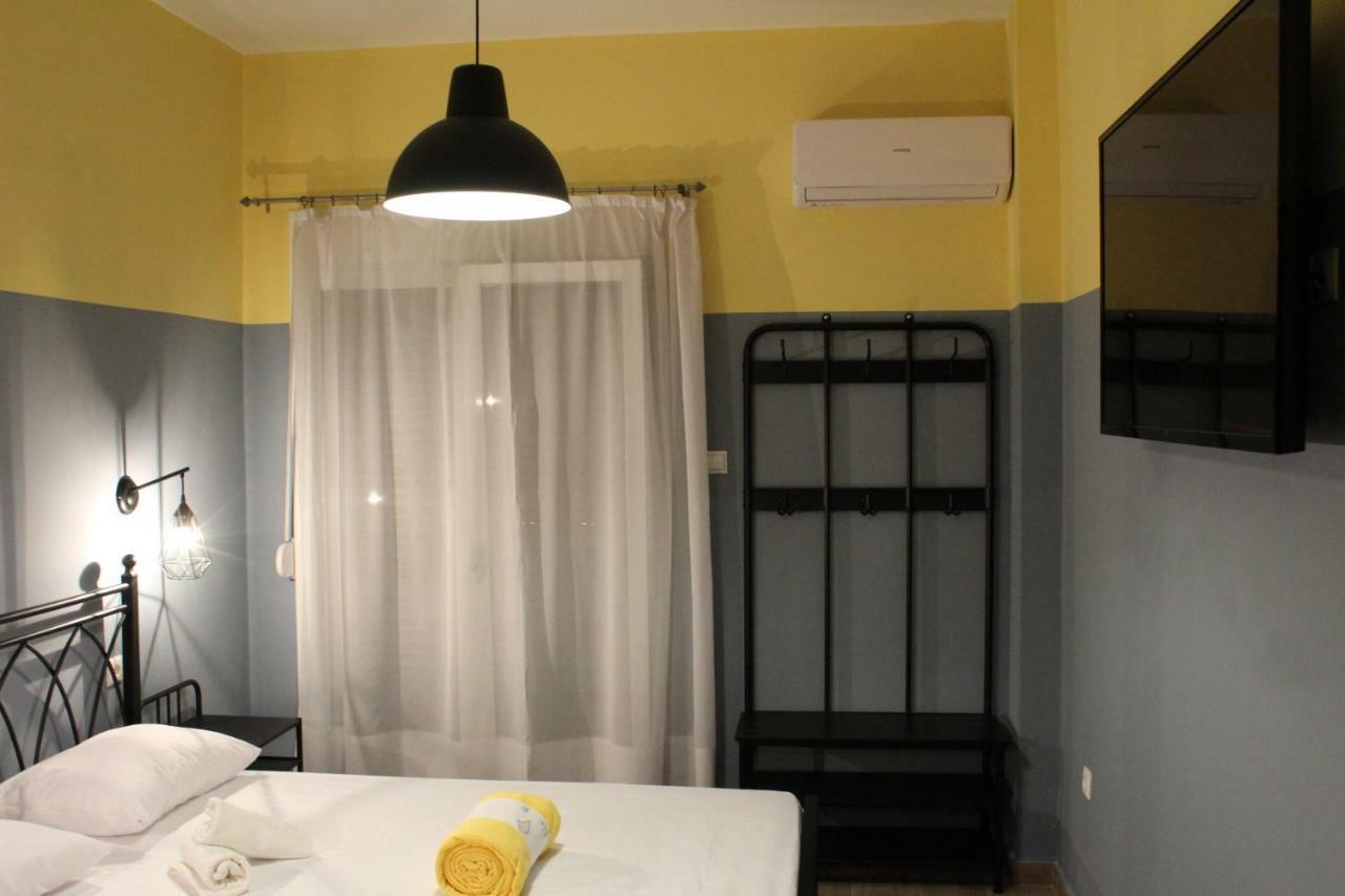 La Station Secreta Apartment Athens Exterior photo
